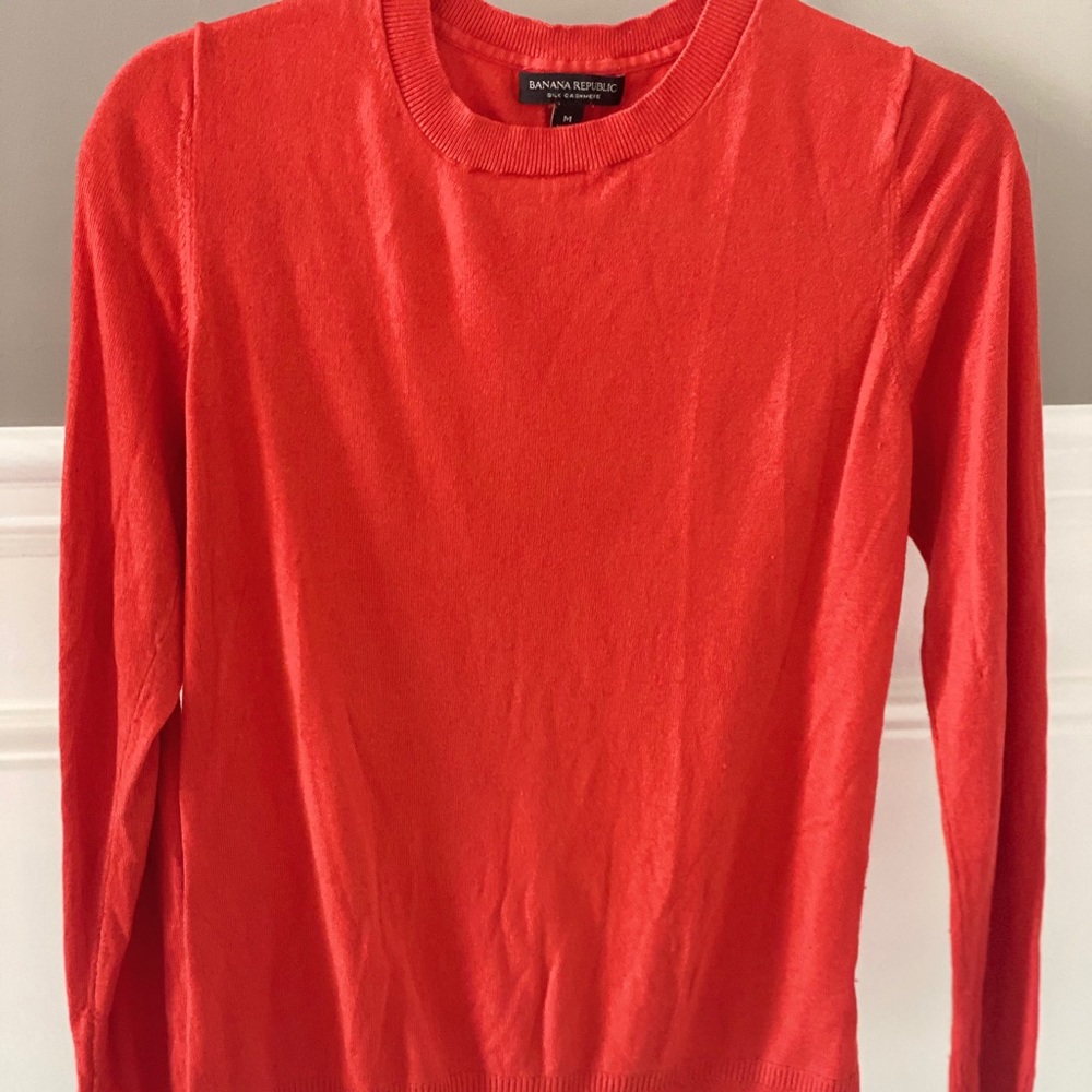 Banana Republic Women’s Crew Neck